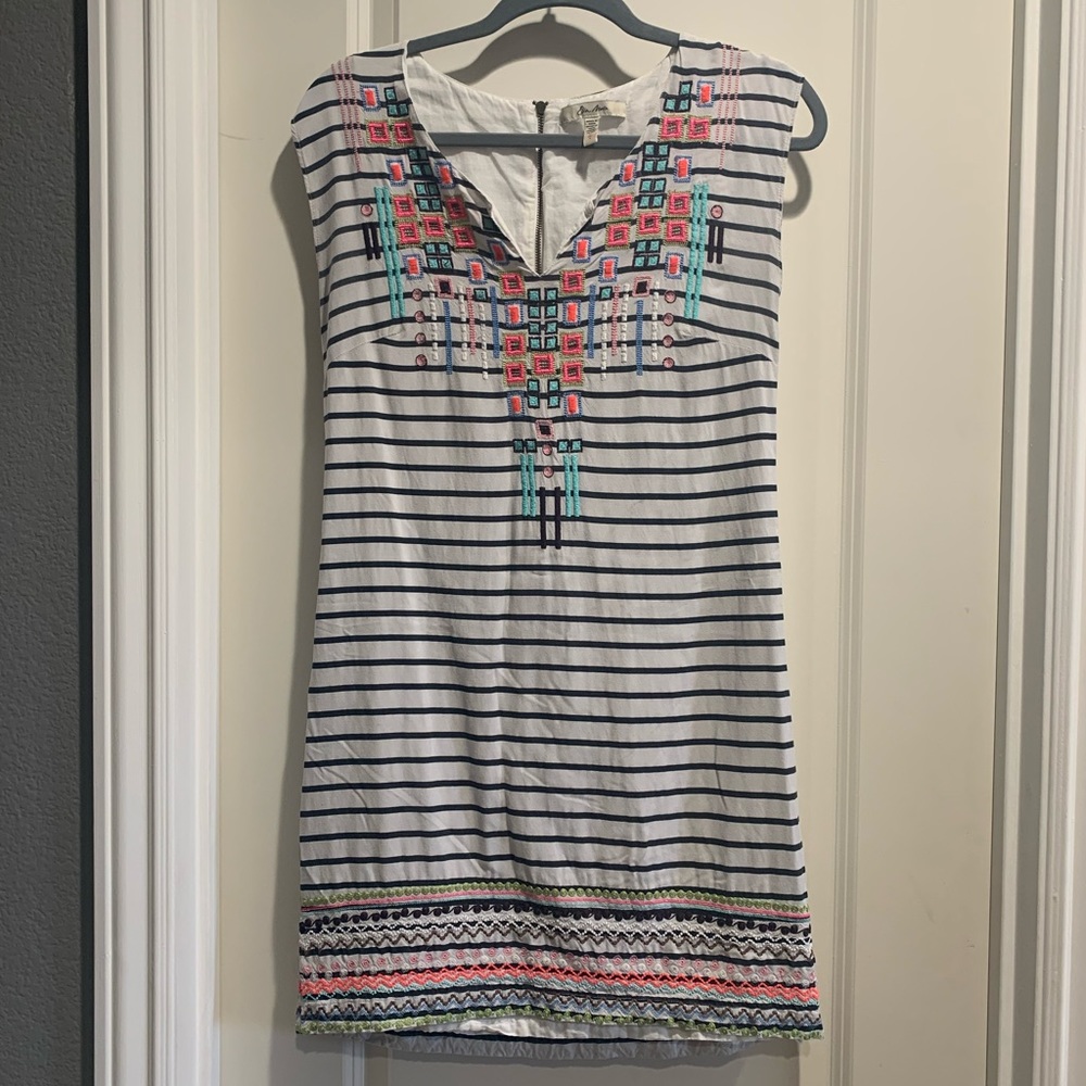 Ella Moon embroidery dress, size Small